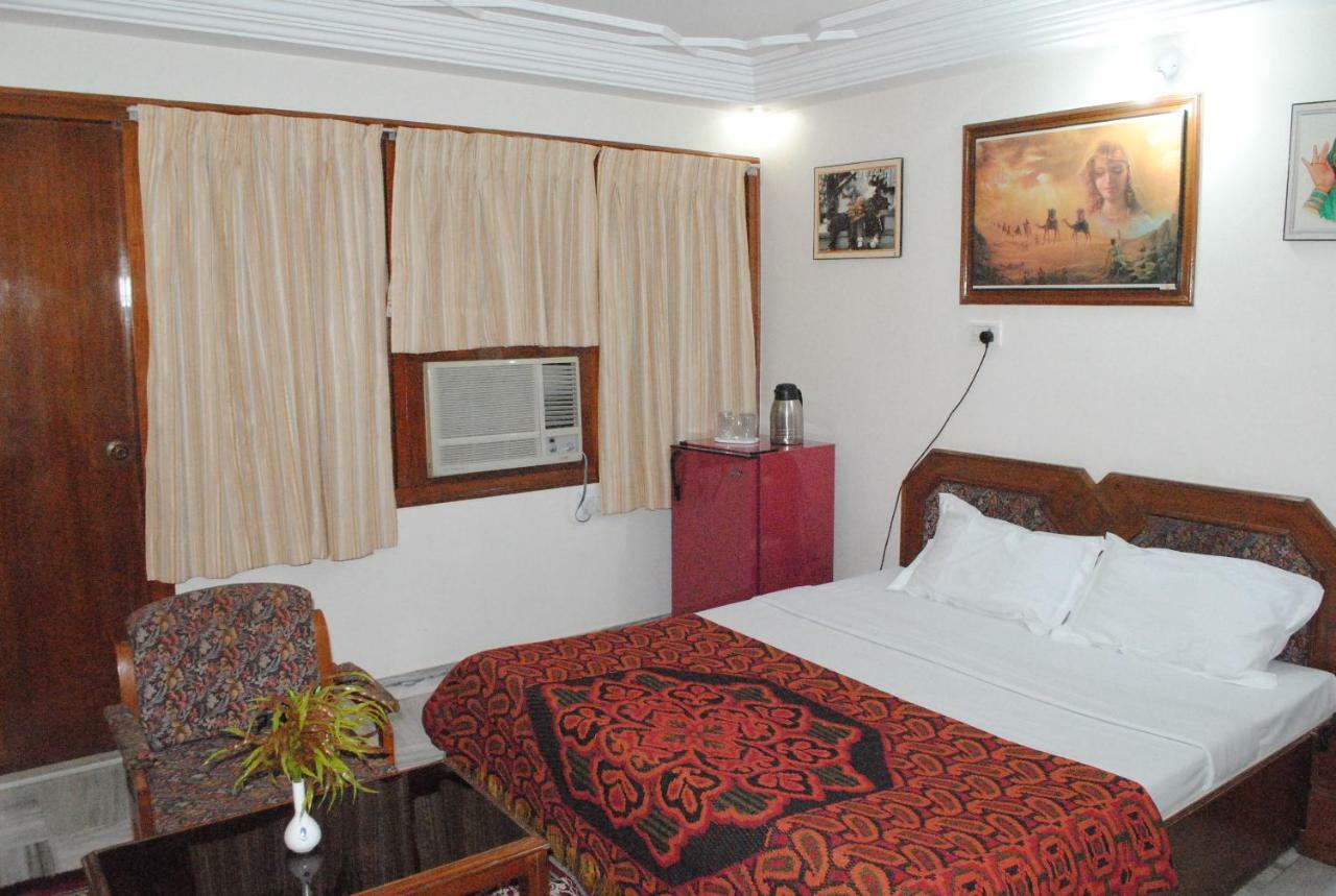 Geetco Hotel Jalor Exterior photo