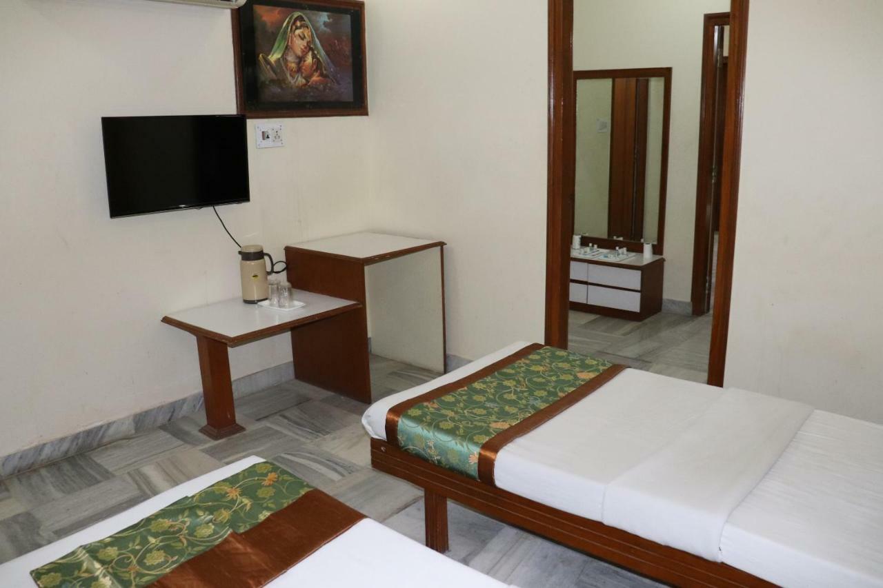 Geetco Hotel Jalor Exterior photo